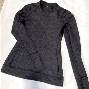 Lululemon heavy duty grey pullover (fitted)